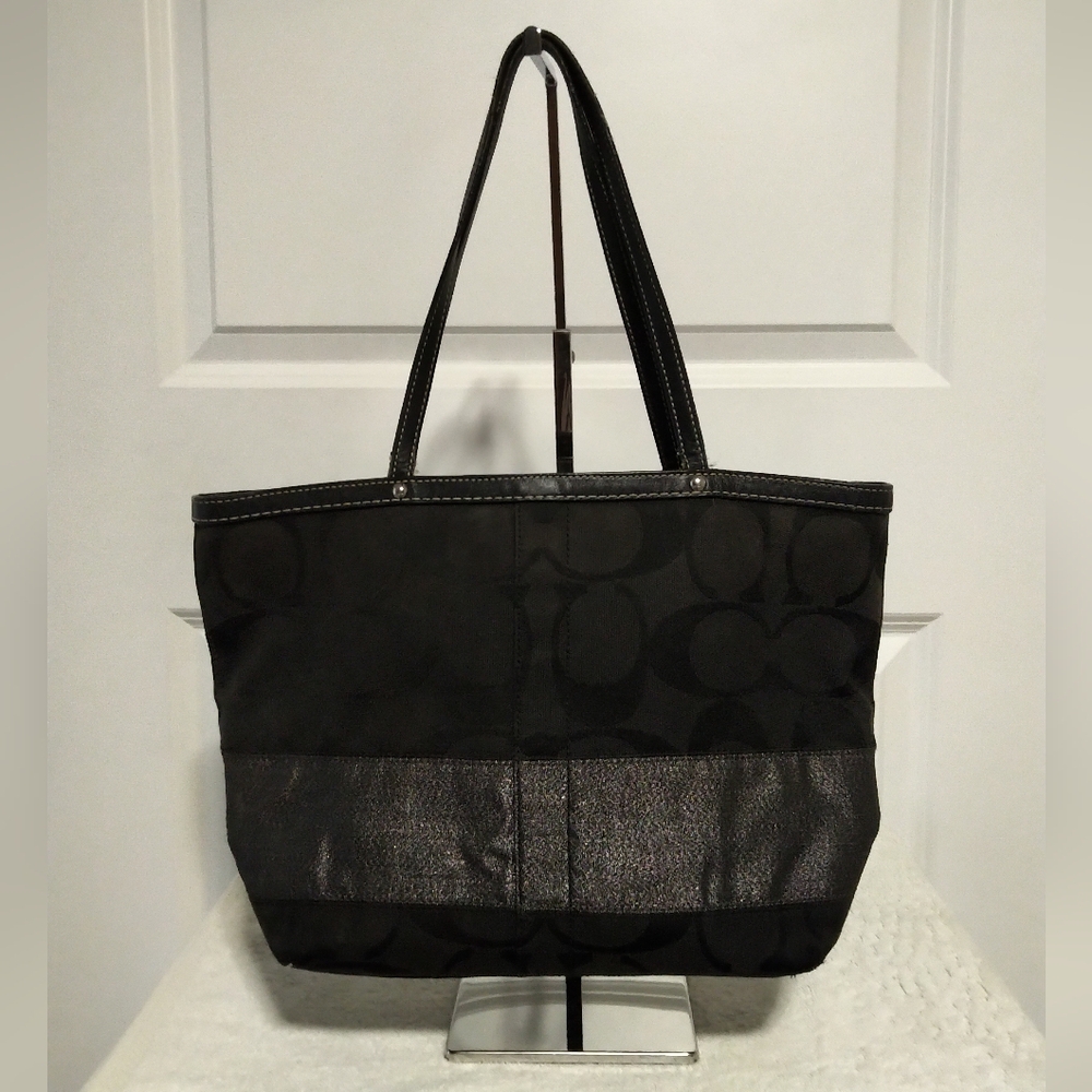 Authentic Coach Black Hamptons Signature Stripe Tote Purse - 10124